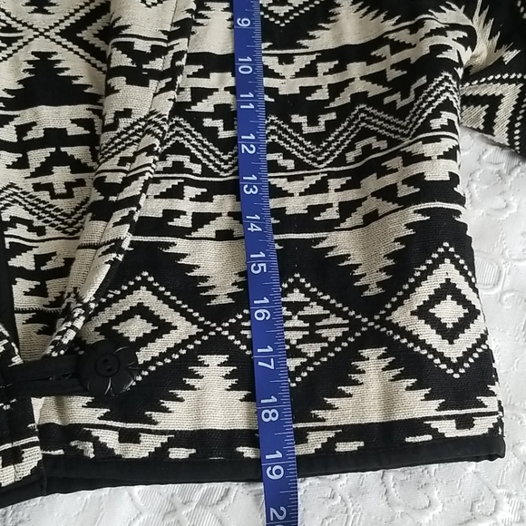 Cropped jacket by Flash - Picture 5 of 9